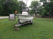 1988 Sea Craft Tracker 18CC