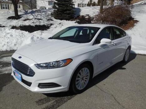 2013 FORD FUSION HYBRID 4 DOOR SEDAN