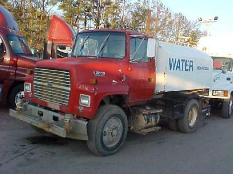 Ford l8000 tanker truck for sale