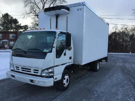 Chevrolet w5500 reefer truck for sale