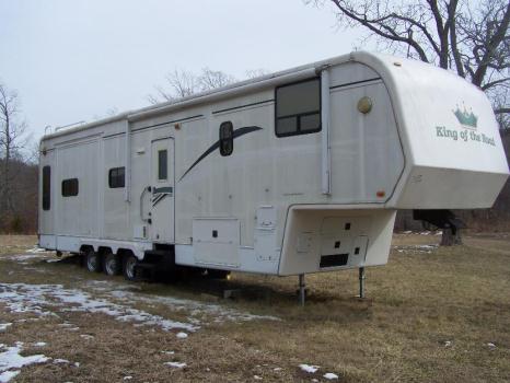 2001 King of the road, Crown Marquis 5th wheel 37RL