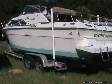 1981 Sea Ray Boat 24' 7