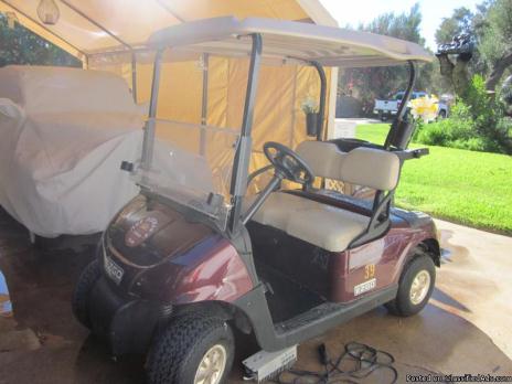 EzGo Electric Golf Cart