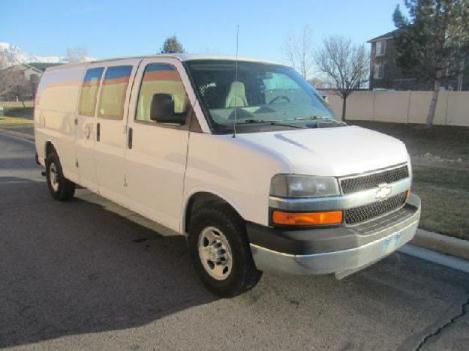 Chevrolet express 2500 straight - box truck for sale