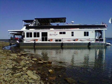 2010 Horizon Custom Houseboat