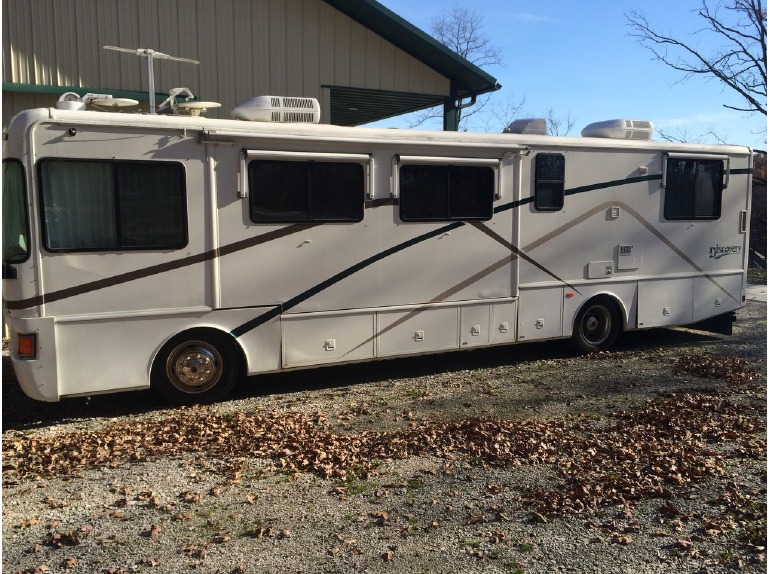 1998 Fleetwood Discovery 36T