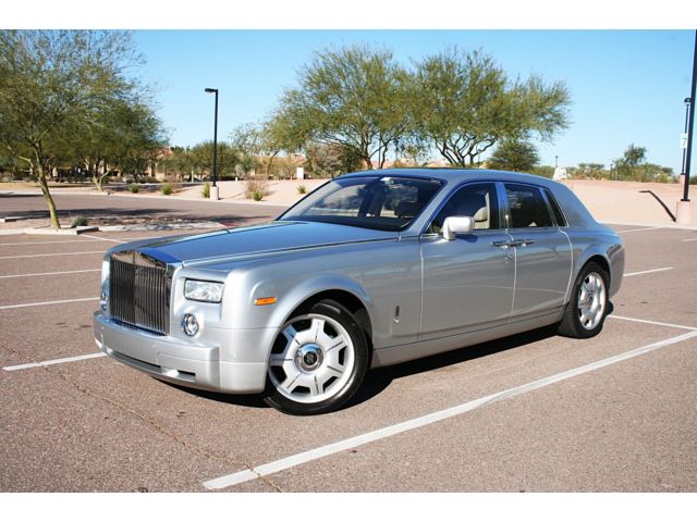 Rolls-Royce : Phantom 4dr Sdn V12 Navigation Bluetooth Harmon/Kardon Lexicon Logic 7 Spirit of Ecstasy