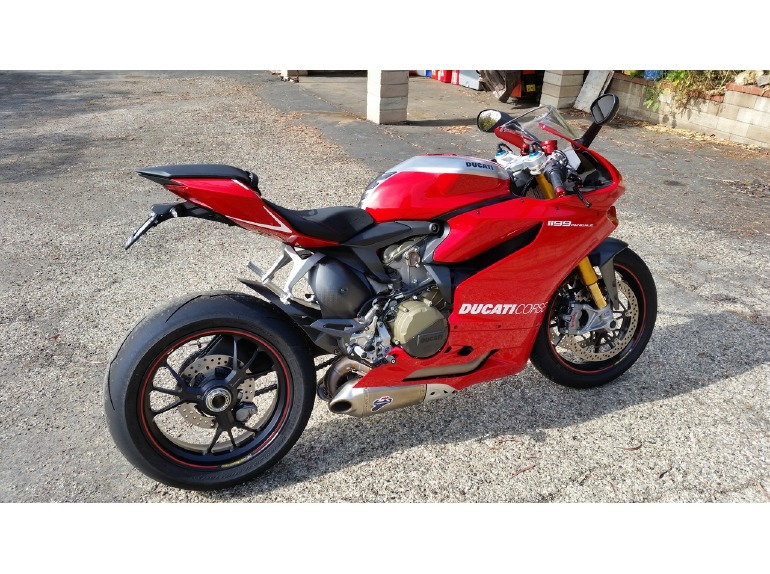 2014 Ducati Superbike 1199 PANIGALE R