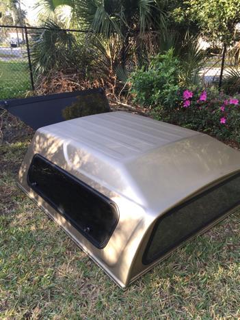 Full Size Pick Up Camper Shell, 0