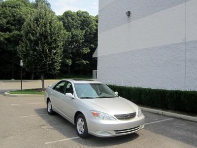 Toyota camry le 4cyl - sedan