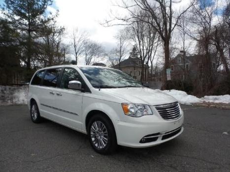 2013 Chrysler Town & Country Minivan/Van 4DR WGN TOURING