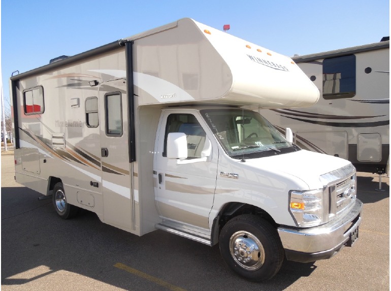 2016 Winnebago Minnie Winnie 22R