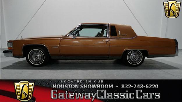 1983 Cadillac Fleetwood for: $11995