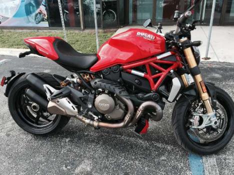 2014  Ducati  Monster 1200 S