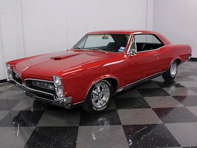 Pontiac : GTO DRVING MANS GTO, 428CI MOTOR, 4 SPEED MANUAL, NICE LOWERED STANCE, CLEAN GOAT!