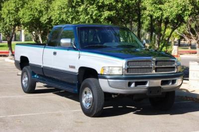Ram 2500 5.9L Extended Cab