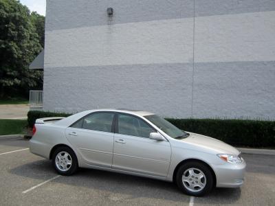 TOYOTA Camry LE Silver