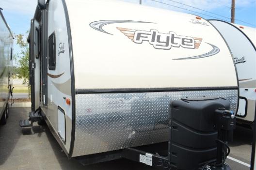 2014  Shasta  FLYTE 255BH