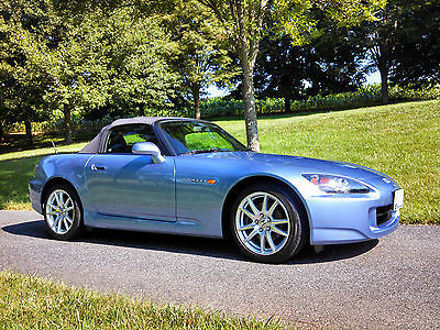 Honda : S2000 Base Convertible 2-Door Perfect condition, garage kept and covered, never rained on, only 9,650 miles,