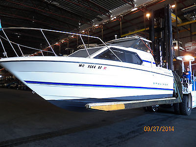 1996 Bayliner Classic 2452 - 350 Mercury inboard/outboard - Excellent Condition
