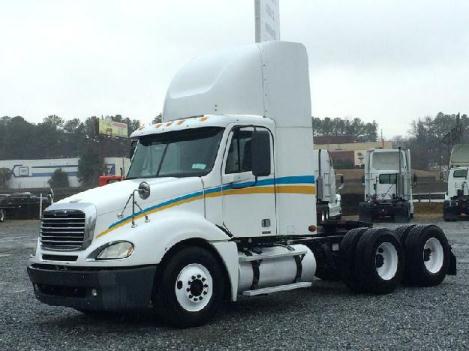 Freightliner columbia tandem axle daycab for sale