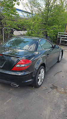 Mercedes-Benz : SLK-Class Base Convertible 2-Door 2011 mercedes benz slk 300 base convertible 2 door 3.0 l