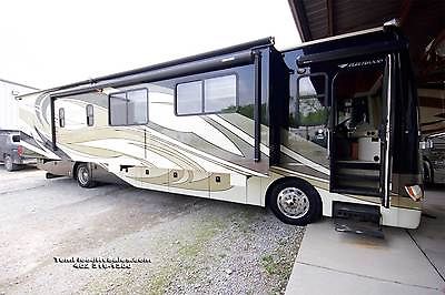 2009 40 ft Fleetwood Discovery 406 • 2 Slide Outs • Nav • Full Wall Slide Out