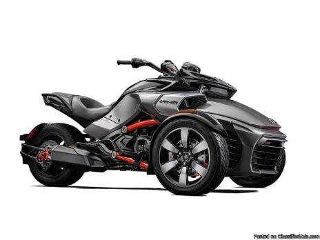 Gray/black 2015 Can-Am Spyder F3-S SM6 motorcycle trike