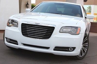 Chrysler : 300 Series 300S 2013 chrysler 300 s v 6 auto loaded white red leather like new 1 owner