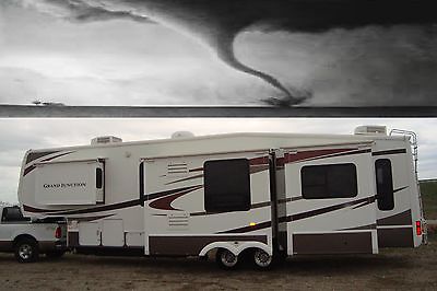 2009 GRAND JUNCTION 4S LUXURY 40' 5TH WHEEL SEP LIVING ROOM LOADED  MONTANA RV