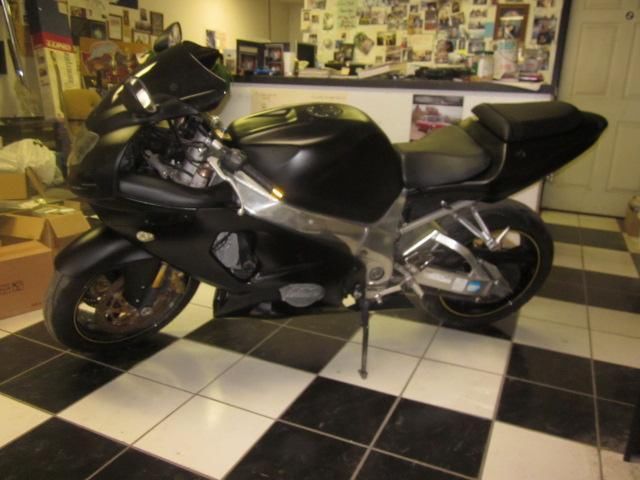 2002 SUZUKI GSXR