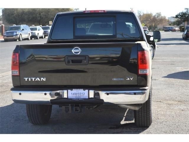 2013 Nissan Titan Pickup Truck crew cab, 3