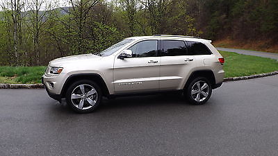 Jeep : Grand Cherokee DIESEL LIMITED LIKE NEW  LOADED WITH OPTIONS ONLY 18K MILES