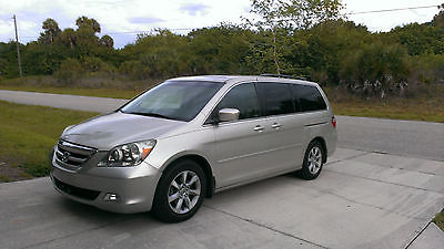 Honda : Odyssey TOURING Silver minivan in good condition, very good engine and transmission, full power