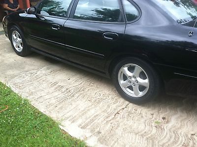 Ford : Taurus LX 2001 ford taurus lx in good condition for only 1 500.00