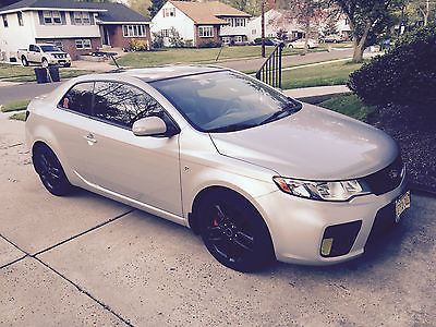Kia : Forte SX Koup 2-Door 2010 kia forte sx koup fully loaded leather sunroof auto great condition extra s