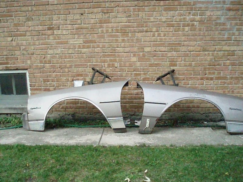 1983 Chevy Caprice Classic Front Fenders