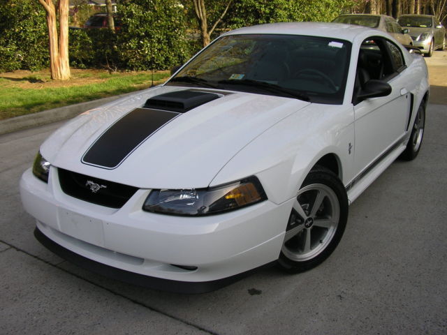 Ford : Mustang 2dr Cpe Prem **VERY CLEAN AND RARE 2003 FORD MUSTANG MACH 1 WITH VERY LOW MILES**