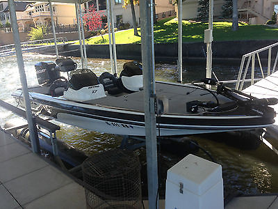 2011 Nitro Bass Boat HDS5 Insight 150 hp Mercury Optimax
