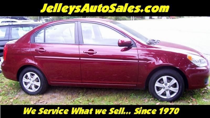 2010 Hyundai Accent GLS Outstanding 4Cyl Fuel Efficient