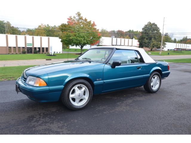 Ford : Mustang LX 1993 ford musting lx 5.0 2 owners 297 actual miles great collector piece