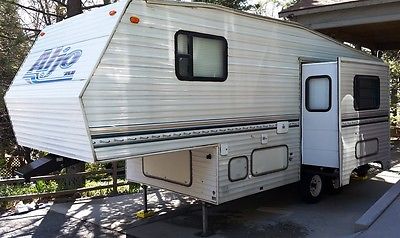 1998 Aljo 24' Fifth-wheel with 8' push out