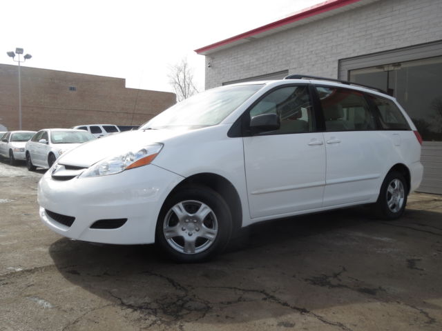 Toyota : Sienna 5dr LE 7-Pas White CE 7 Pass 51k Miles Rear Air Off Lease Well Maintained