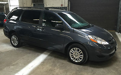 Toyota : Sienna LE Sienna LE / AWD / 1-Owner / Great Condition / 77850 miles