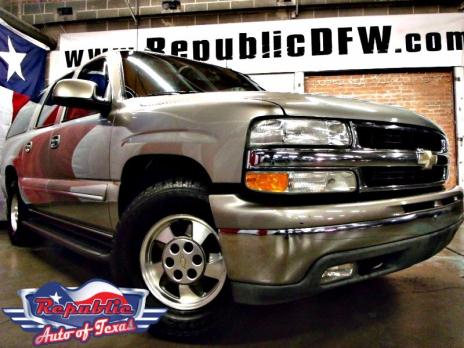 2003 Chevrolet Suburban 4dr 1500 LS Fully Loaded Super Clean!!!