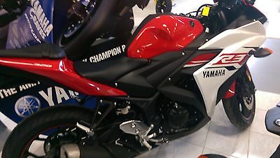 Yamaha : YZF-R YAMAHA YZF R3 / 2015 / YAMAHA BLUE & MATTE SILVER or RAPID RED / AWESOME BIKE
