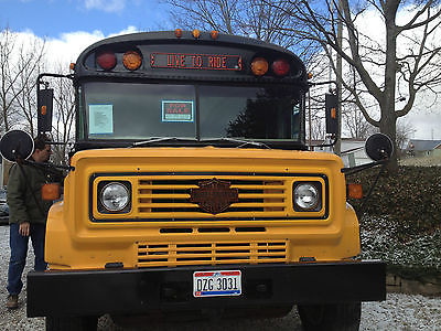 1989 blue bird bus converted to toy hauler RV