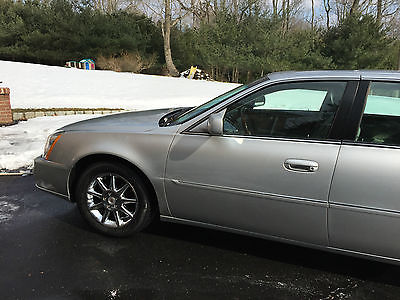 Cadillac : DTS Luxury Collection 2011 cadillac dts platinum sedan 4 door 4.6 l bench front seat