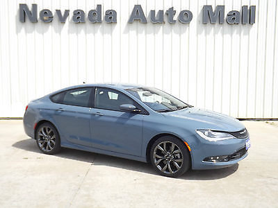 Chrysler : 200 Series S 2015 chrysler 200 s 295 hp 0 60 in 6 flat