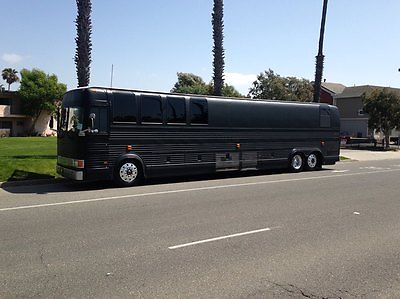 1993 Prevost XL H3 45' Entertainer Fully Upgraded